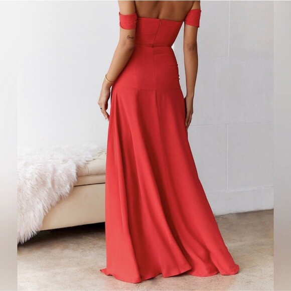 Dear Emilia Blushing Cinderella Hello Molly Maxi Dress Red Small Formal NWT - Picture 4 of 12